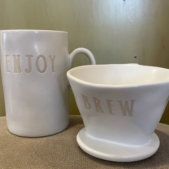 Rae Dunn Pour Over Drip Coffee Set “BREW” “ENJOY” Creamy White 2 Side Design Set - Picture 7 of 9